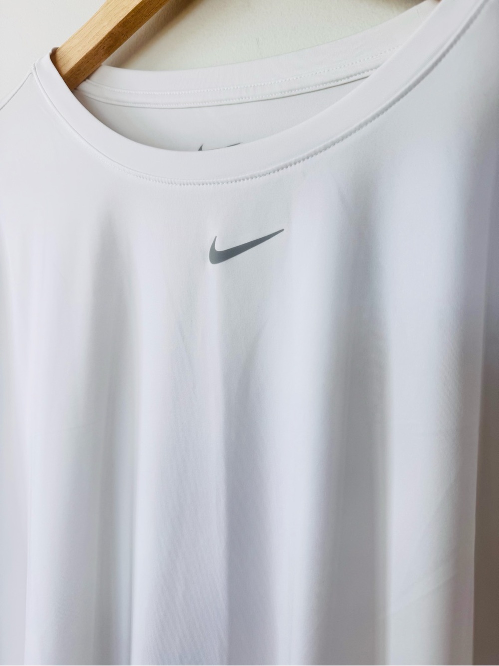 Nike One Dri-FIT White Short Sleeve Workout Top Women’s 3X Athletic Tee